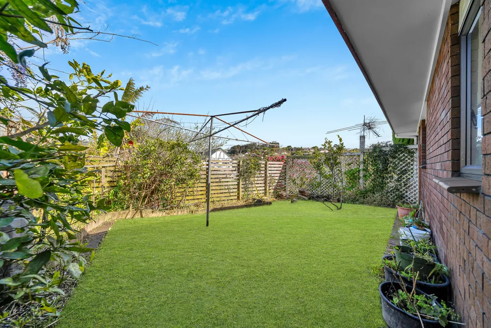 Photos of 16 Landsberg Way