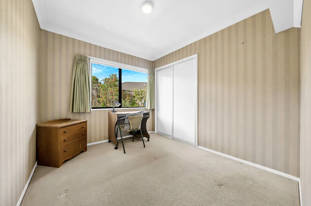 Photos of 16 Landsberg Way