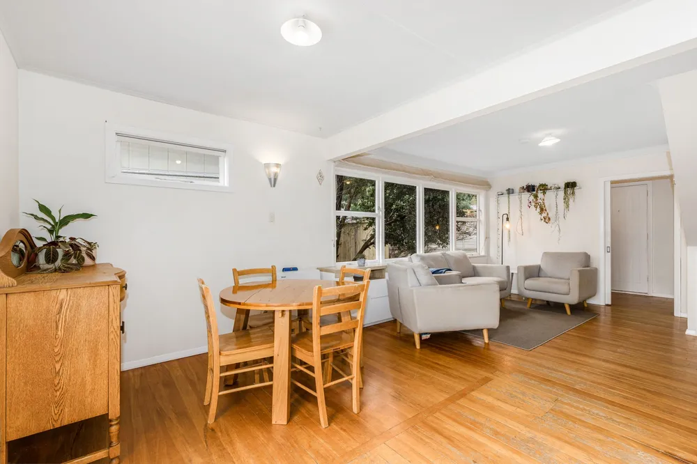 Photos of 82 Muritai Road