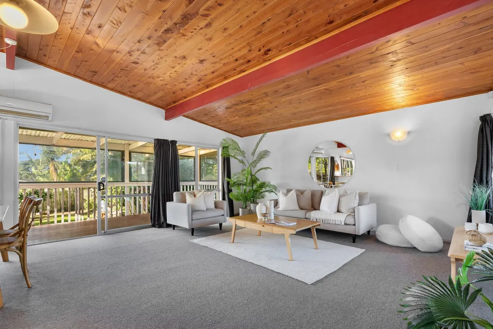 Photos of 14 Parkland Crescent