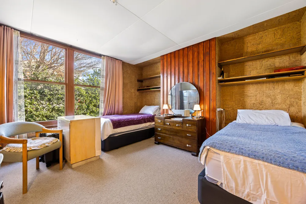 Photos of 113 Kippenberger Avenue