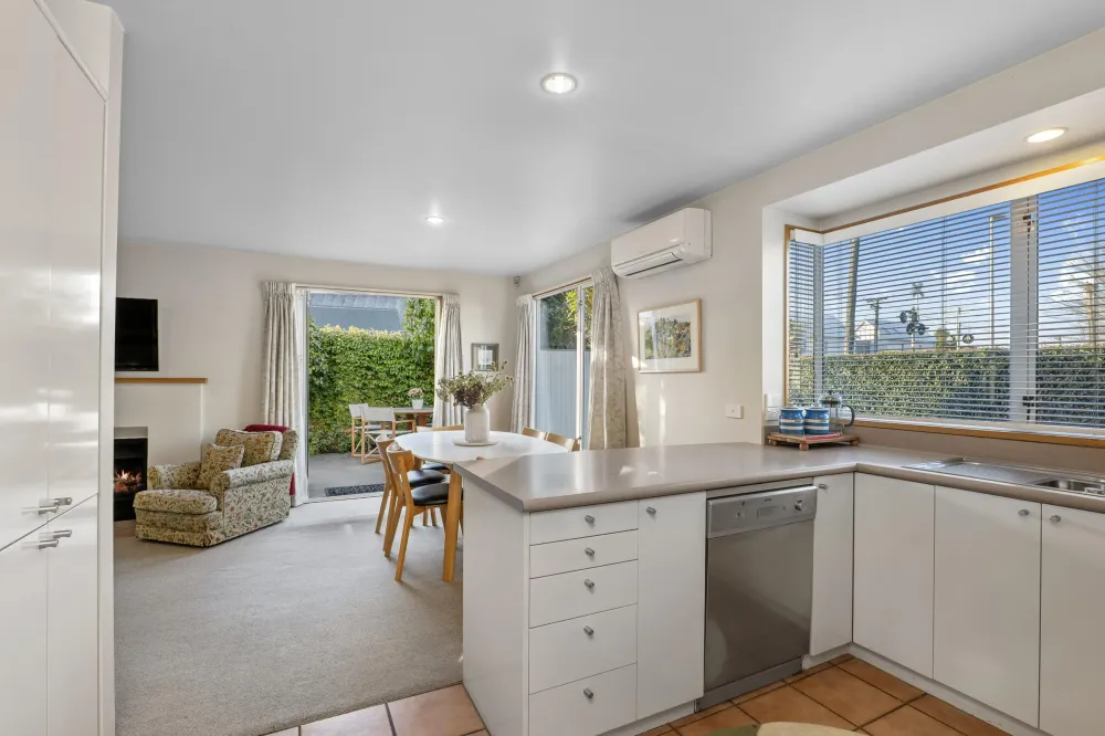 Photos of 1/29 Wroxton Terrace