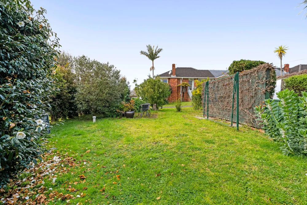 Photos of 126A St Johns Road