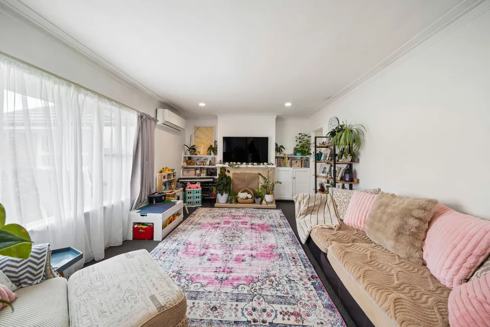 Photos of 126A St Johns Road
