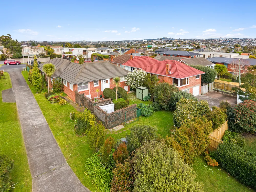 Photos of 126A St Johns Road