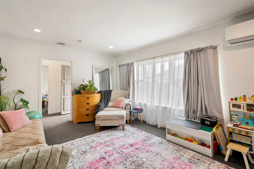 Photos of 126A St Johns Road