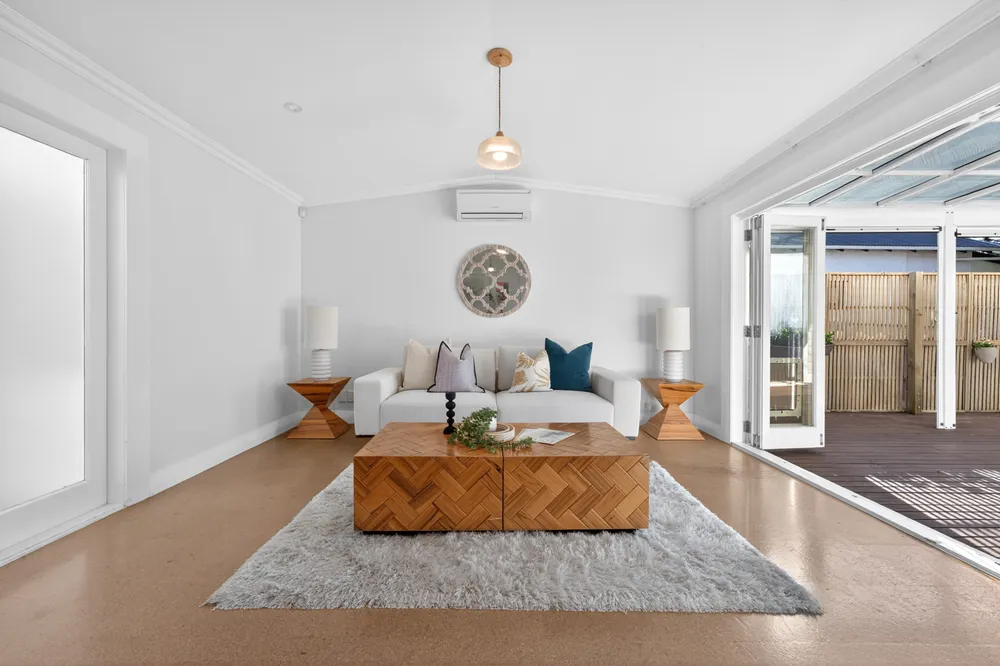 Photos of 34 Tawera Road
