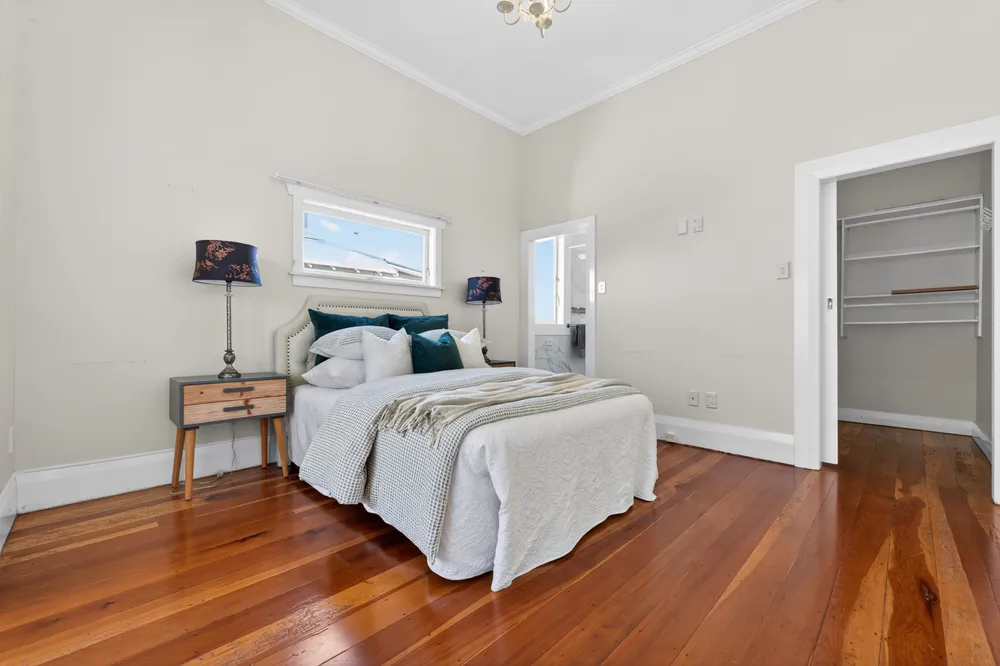 Photos of 34 Tawera Road