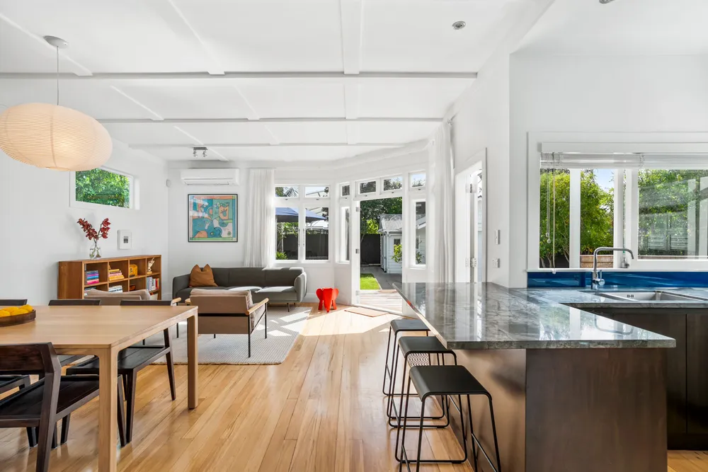 Photos of 28 Buxton Street