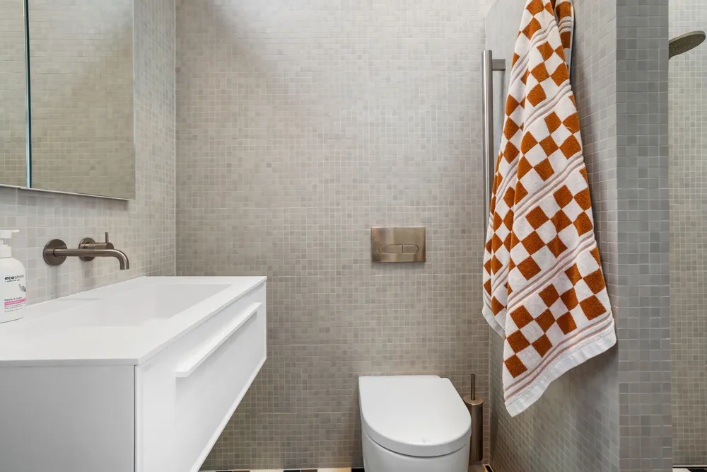 Photos of 28 Buxton Street