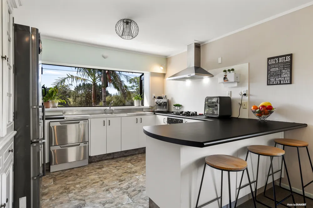 Photos of 42 Dominion Road