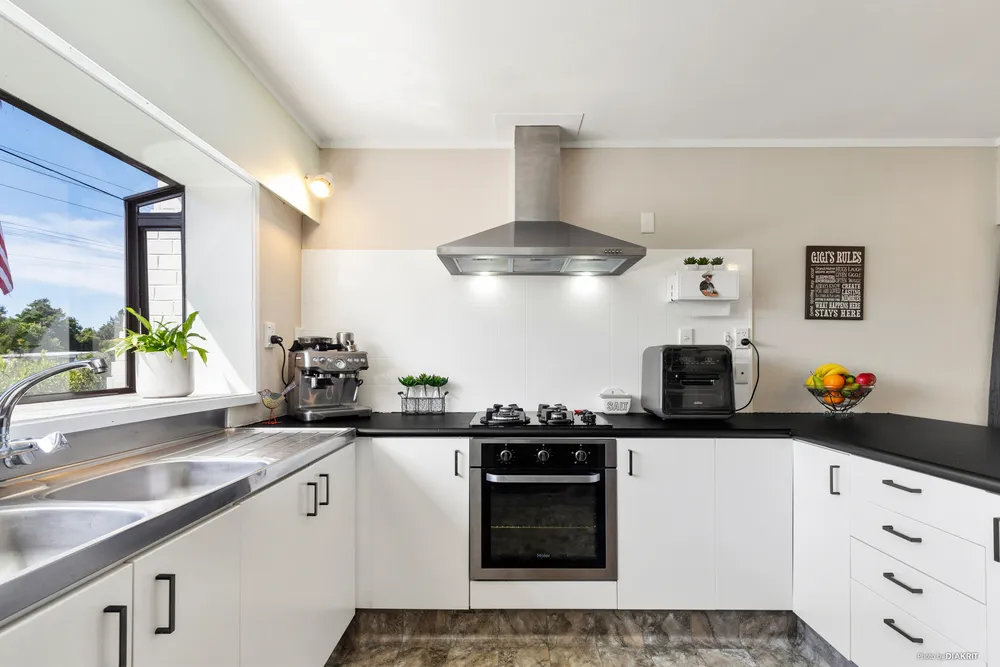 Photos of 42 Dominion Road