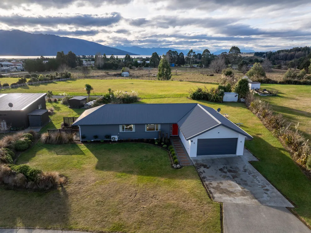 Photos of 25 Bradley Court