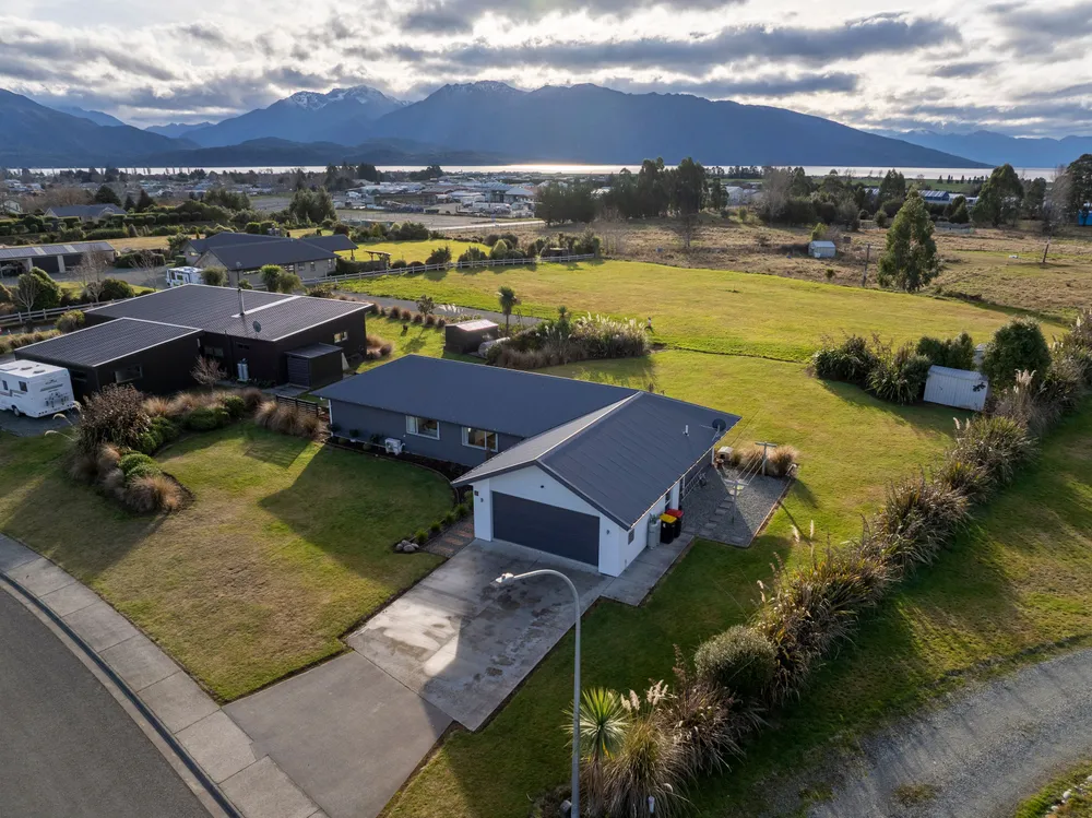 Photos of 25 Bradley Court