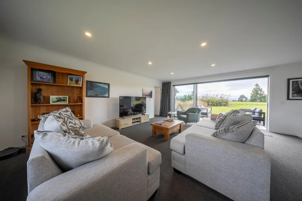 Photos of 25 Bradley Court
