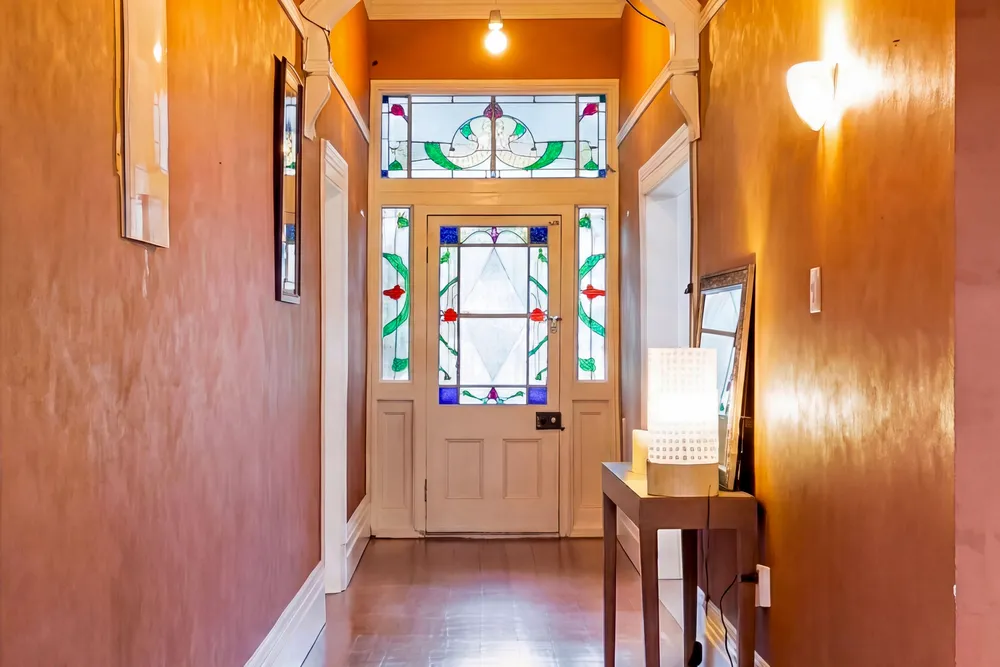 Photos of 32 Kimpton Road