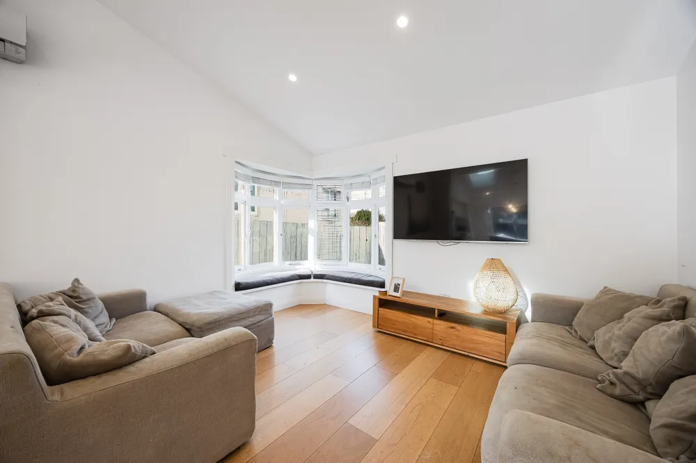 Photos of 9 Ocean View Road