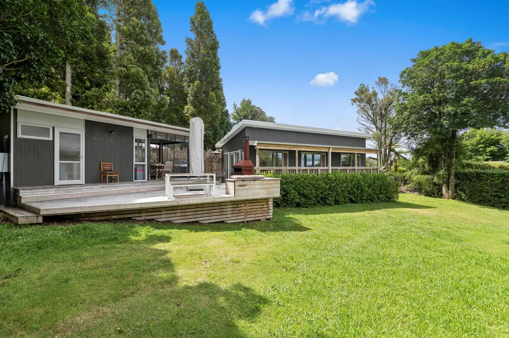 Photos of 281 Spencer Road