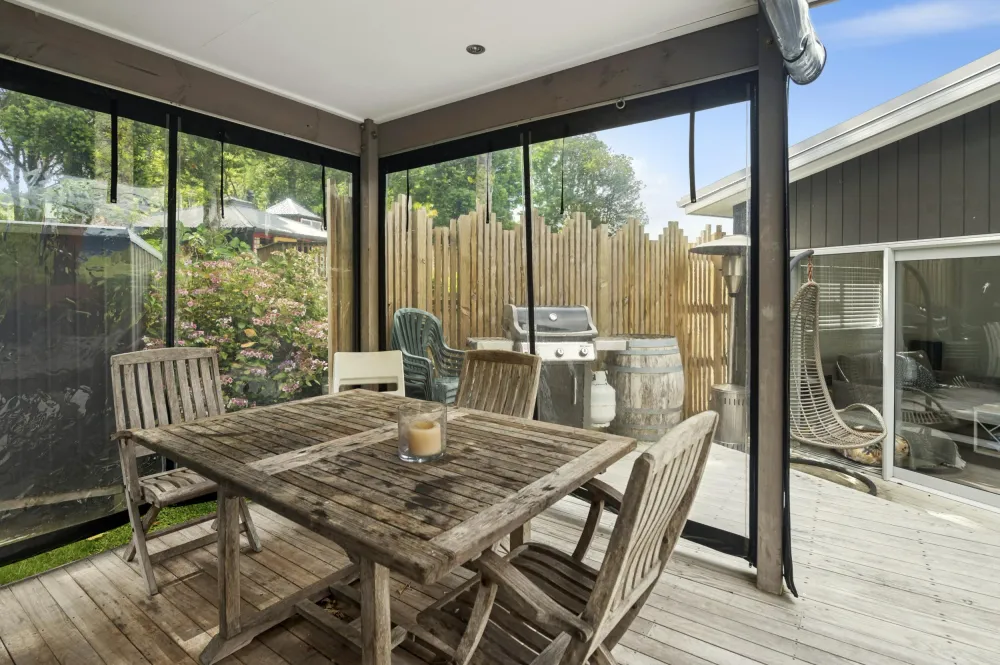 Photos of 281 Spencer Road
