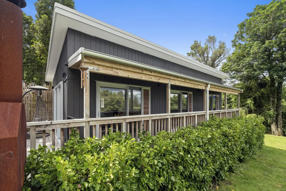 Photos of 281 Spencer Road