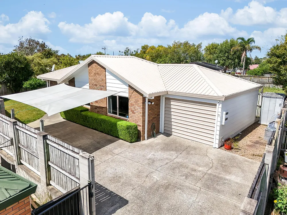 Photos of 21 Caulfield Place