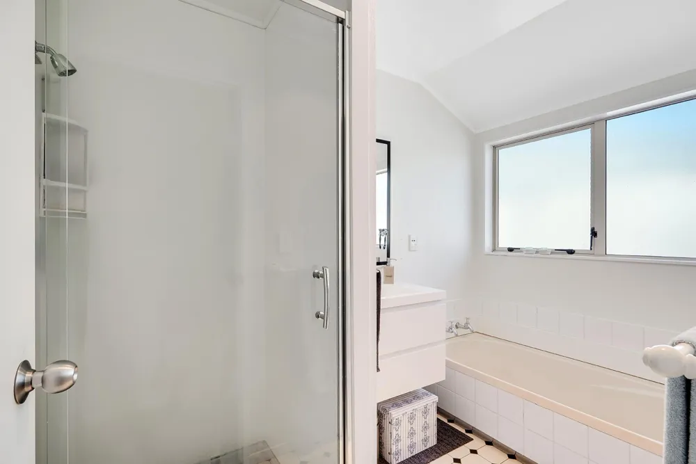 Photos of 21 Caulfield Place