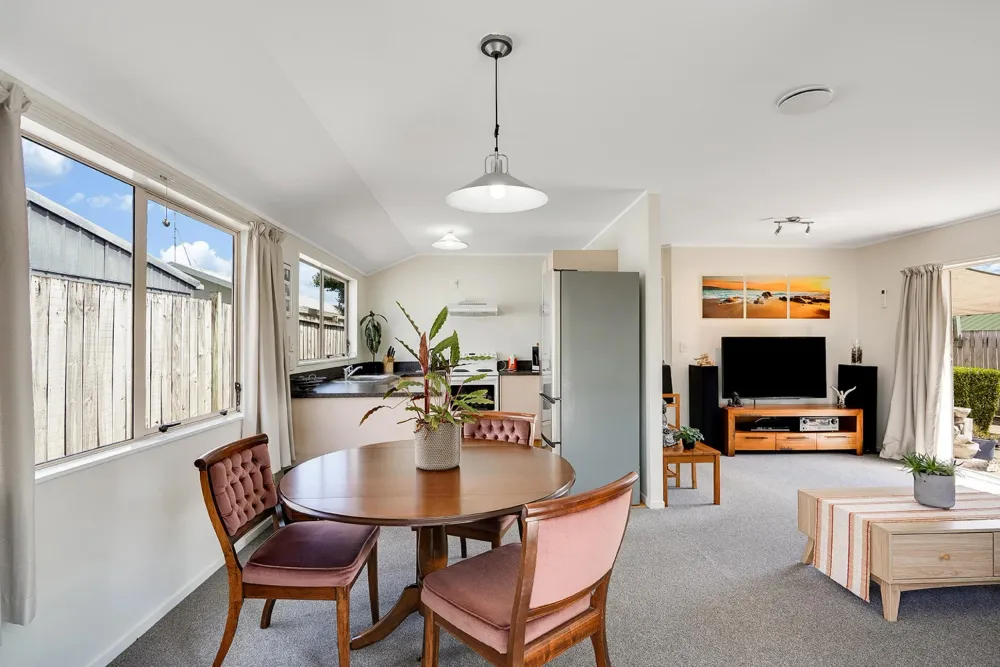 Photos of 21 Caulfield Place
