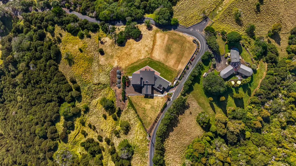 Photos of 83 Jervis Road