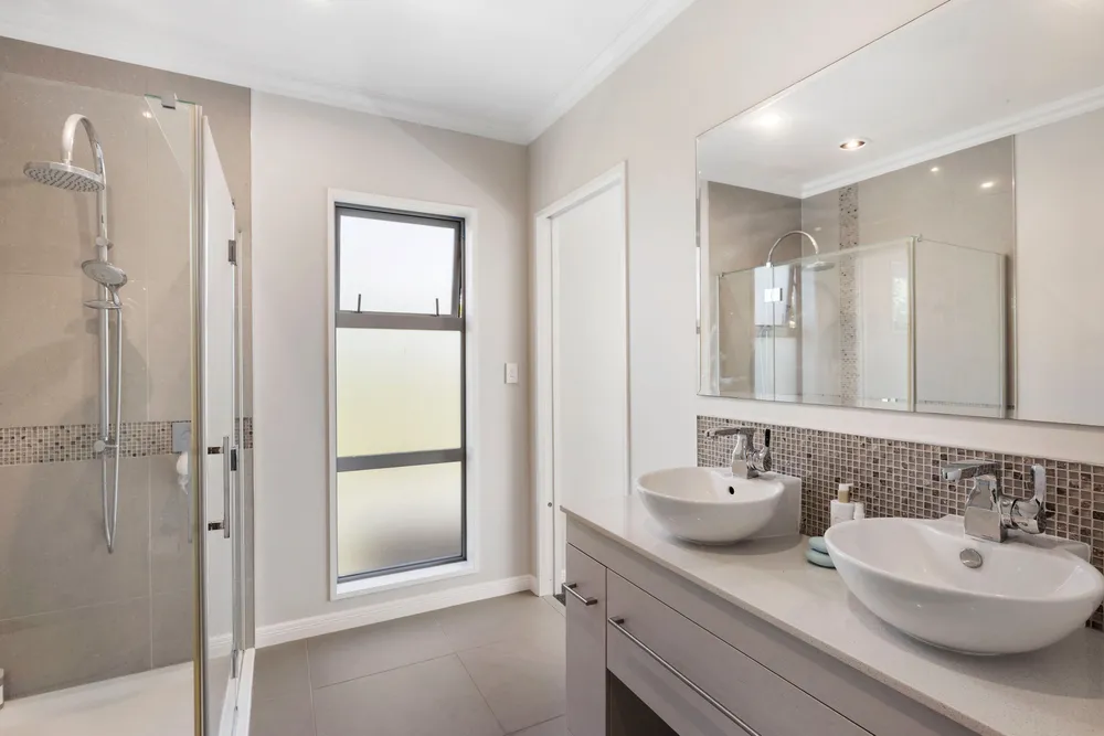 Photos of 12 Oceania Place