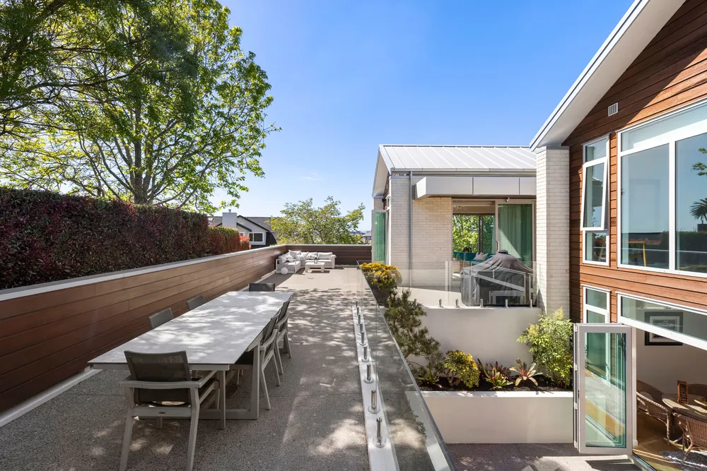 Photos of 12 Oceania Place