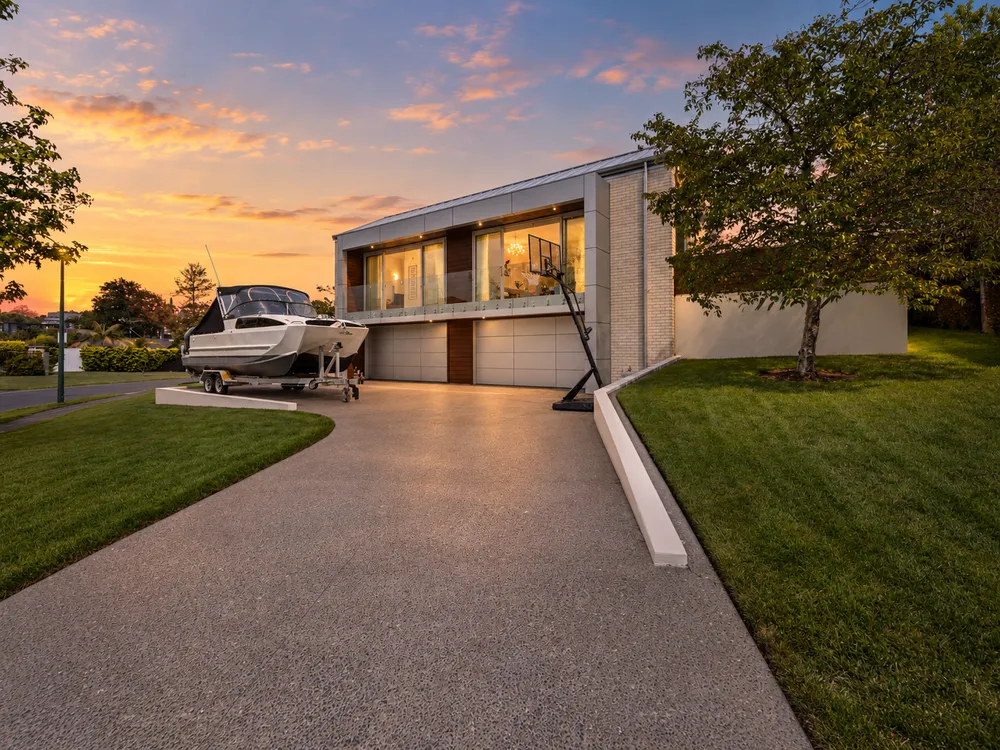 Photos of 12 Oceania Place