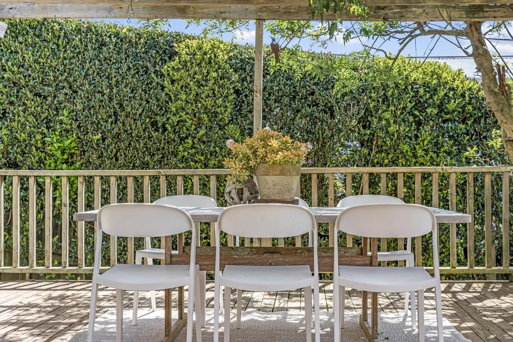 Photos of 27 Combes Road