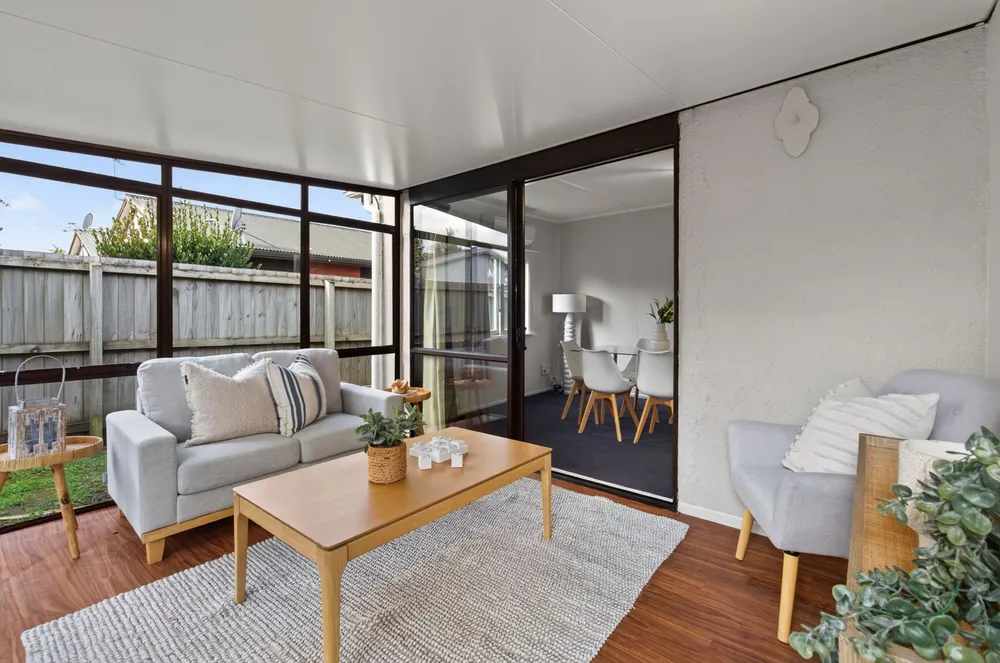 Photos of 27 Montrose Street