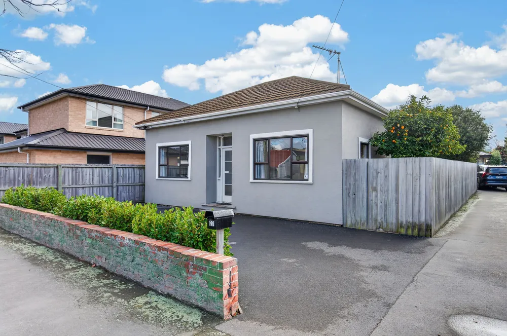 Photos of 27 Montrose Street