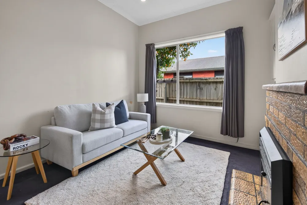 Photos of 27 Montrose Street