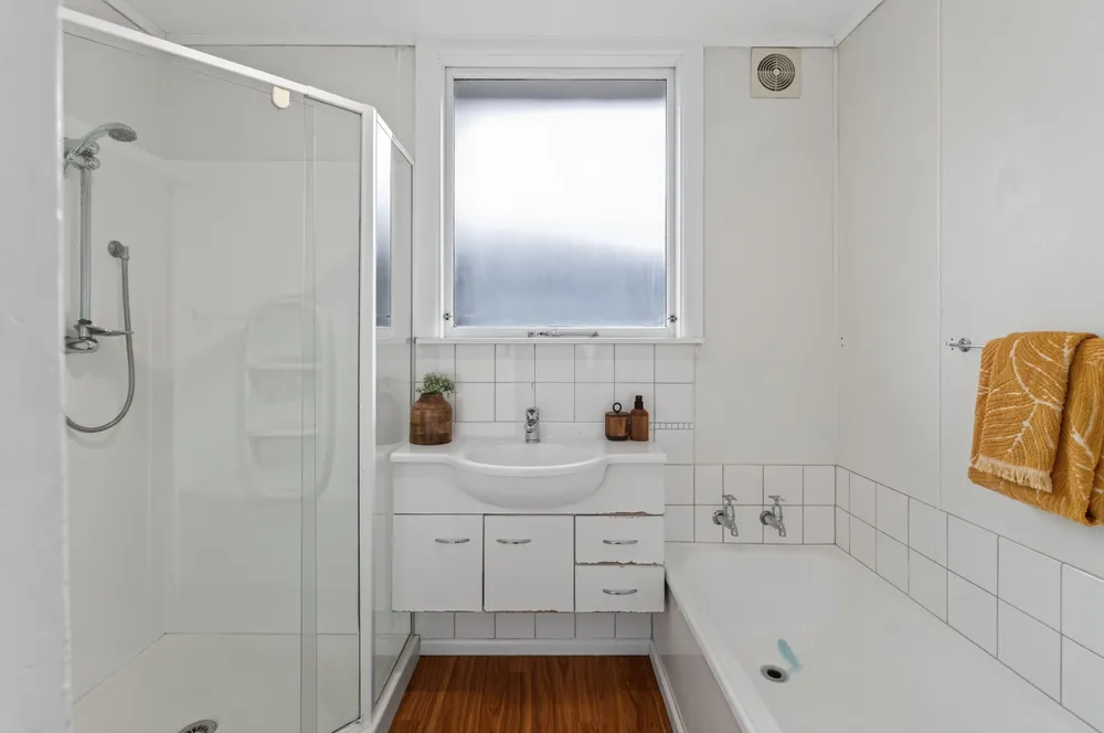 Photos of 27 Montrose Street