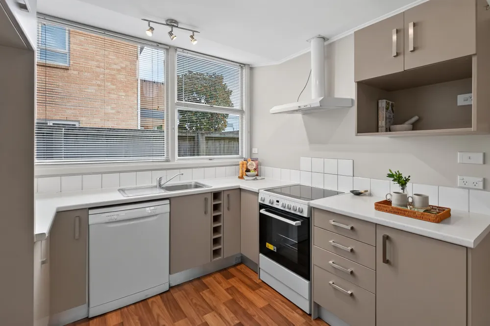 Photos of 27 Montrose Street