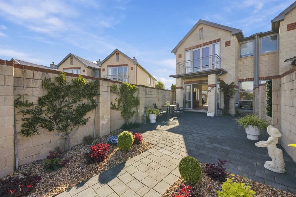 Photos of 12 Waterford Avenue
