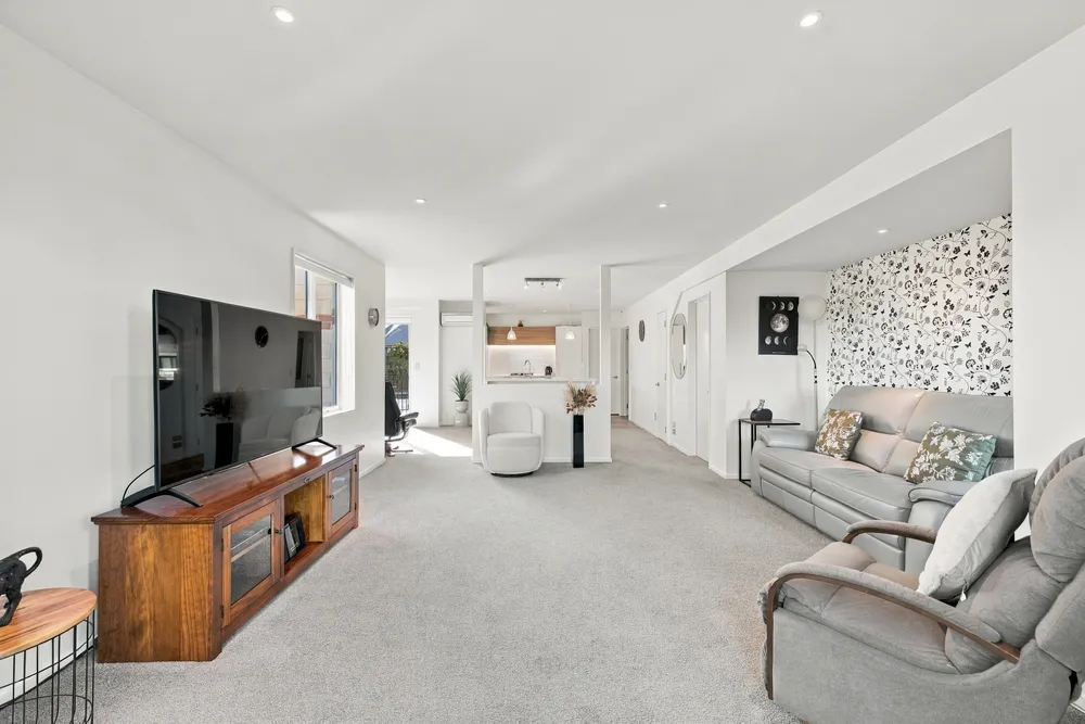 Photos of 12 Waterford Avenue