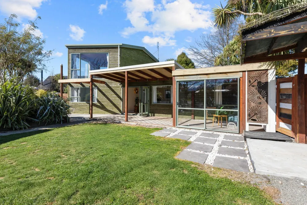 Photos of 2 Farquhar Place