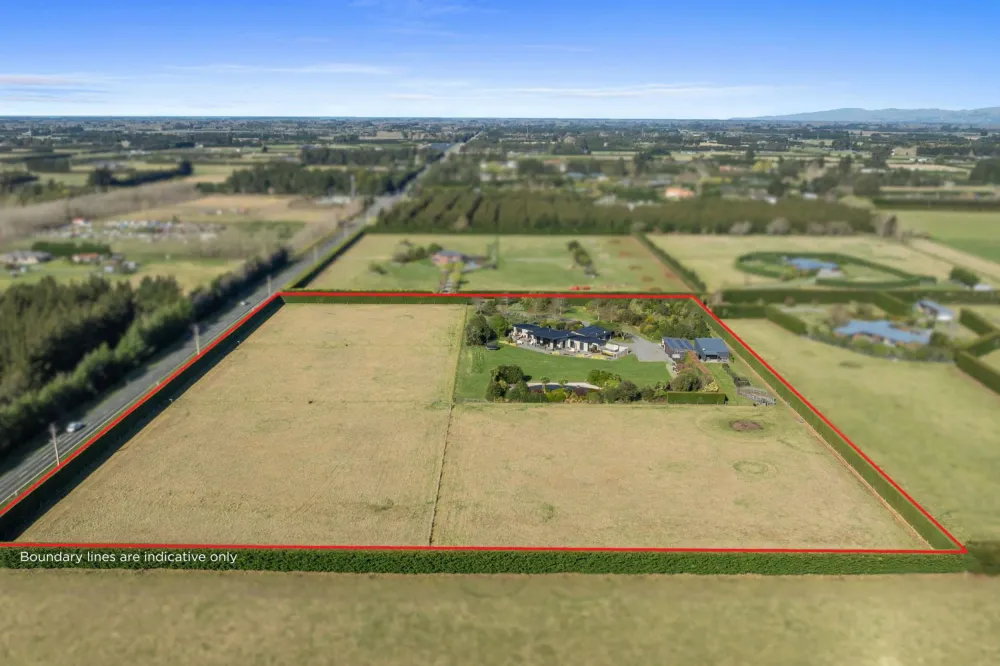 Photos of 1427 Tram Road