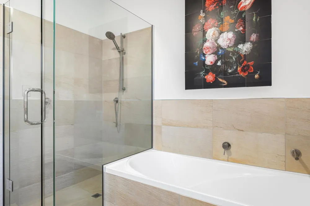 Photos of 1427 Tram Road