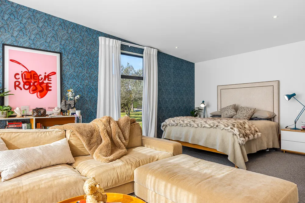 Photos of 1427 Tram Road