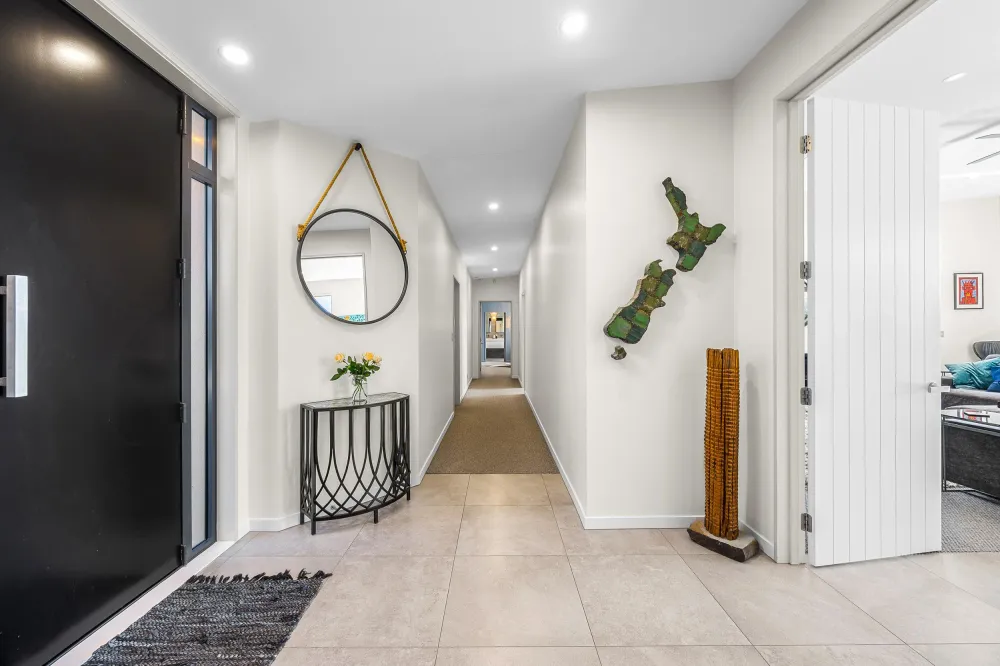 Photos of 1427 Tram Road