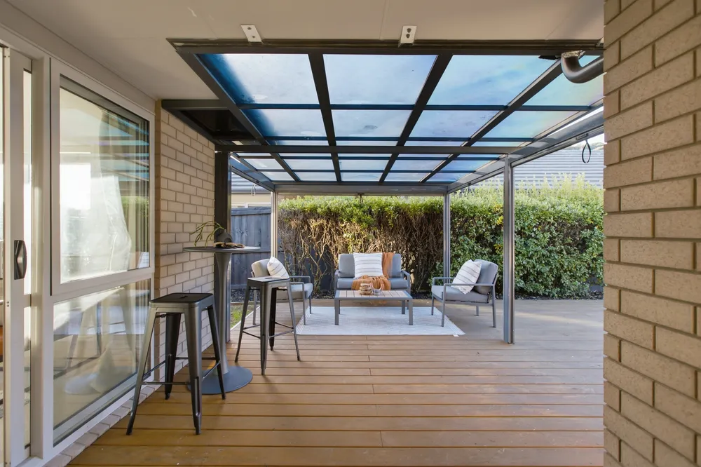 Photos of 269 Lakes Boulevard