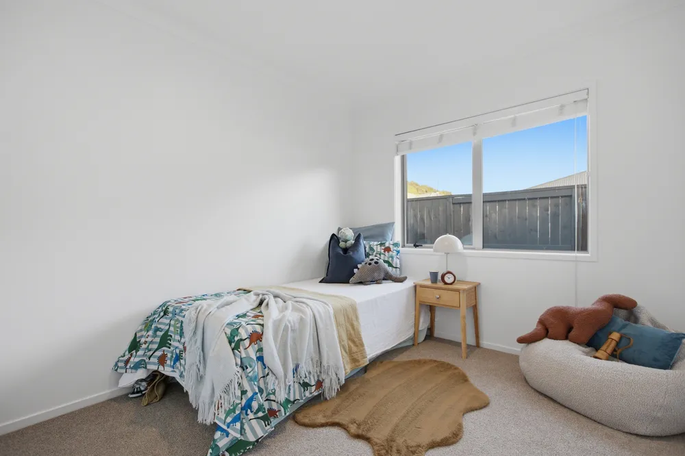 Photos of 269 Lakes Boulevard