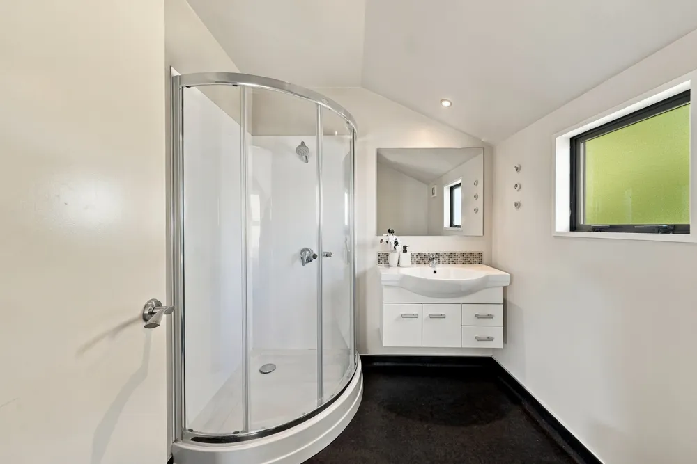 Photos of 37 Lakewood Drive