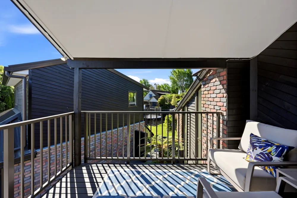 Photos of 37 Lakewood Drive