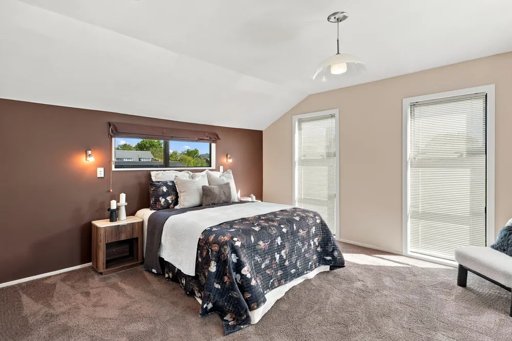 Photos of 37 Lakewood Drive