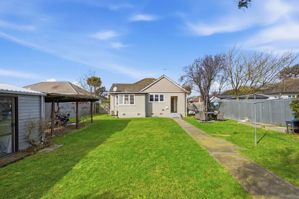 Photos of 1 Jollie Street